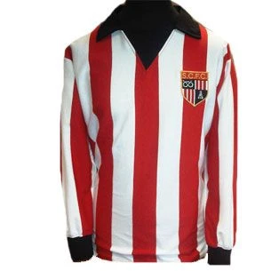 Stoke City 1975 - 1976 Retro Football Shirt - Red & White Striped Long Sleeve V-Neck 3 Stoke City 1975 - 1976 Retro Football Shirt - Red & White Striped Long Sleeve V-Neck