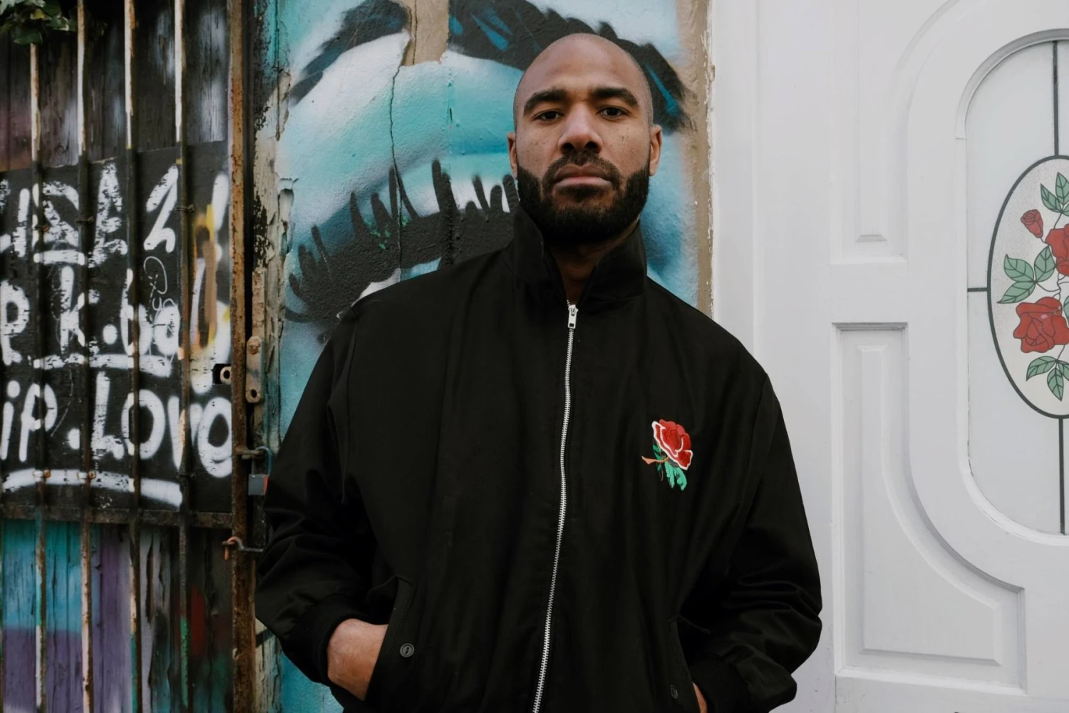 England Rugby 1980s Retro Rose Crest Black Harrington Jacket – Classic Red Tartan Lining 5 England Rugby 1980s Retro Rose Crest Black Harrington Jacket – Classic Red Tartan Lining - Image 3