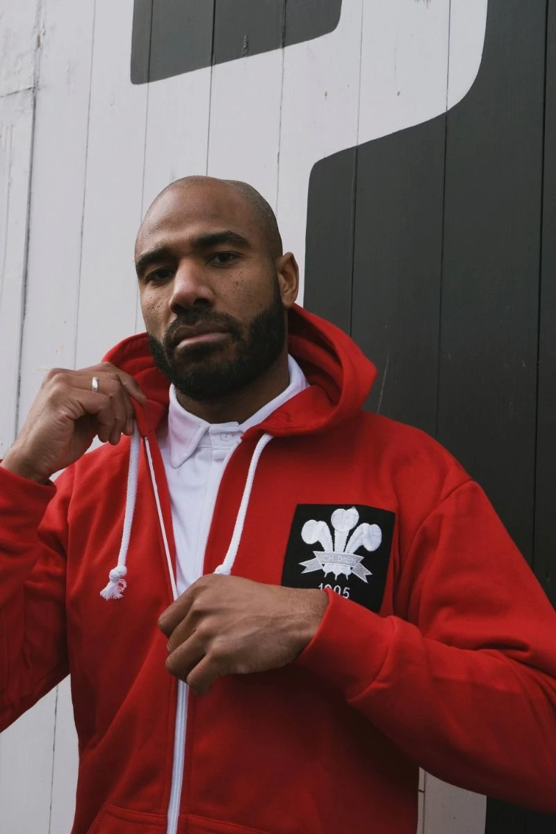 Wales Feathers 1905 Vintage Zipped Hoodie - Red 4 Wales Feathers 1905 Vintage Zipped Hoodie - Red - Image 2