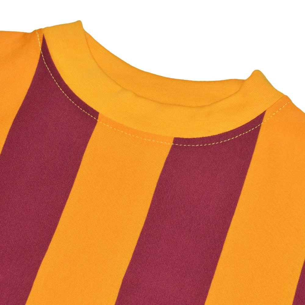 Bradford City 1960s Kids Retro Football Shirt 4 Bradford City 1960s Kids Retro Football Shirt - Image 2
